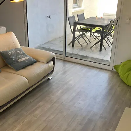 Holiday home Maison Climatisee Et Au Calme A Royan