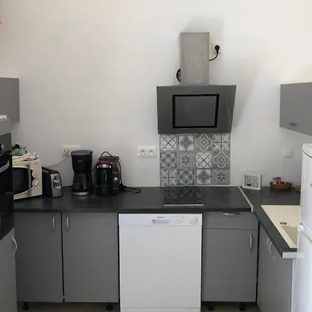 Maison Climatisee Et Au Calme A Дом отдыха