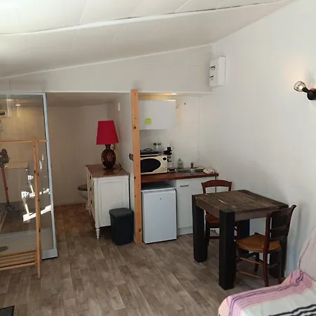 Maison Climatisee Et Au Calme A Дом отдыха *